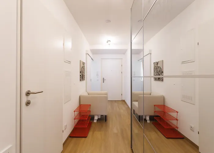 Διαμέρισμα Luxury Modern With Balcony *