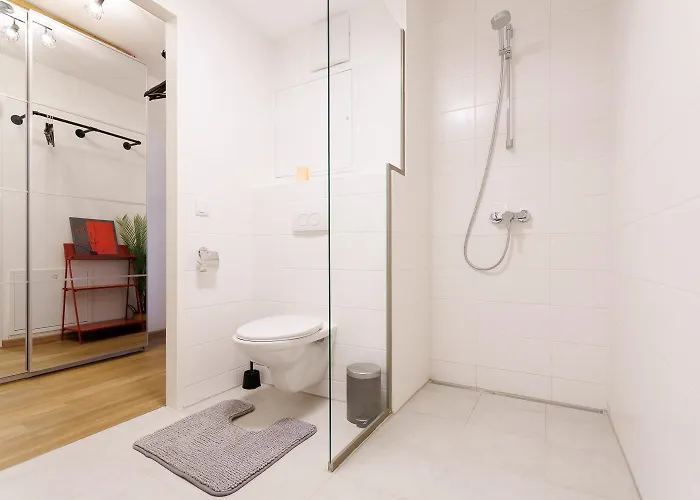 Luxury Modern With Balcony * Βιέννη