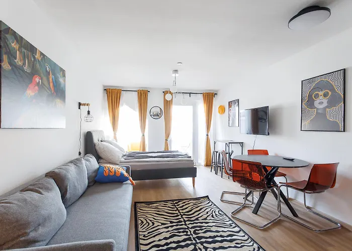 Διαμέρισμα Luxury Modern With Balcony