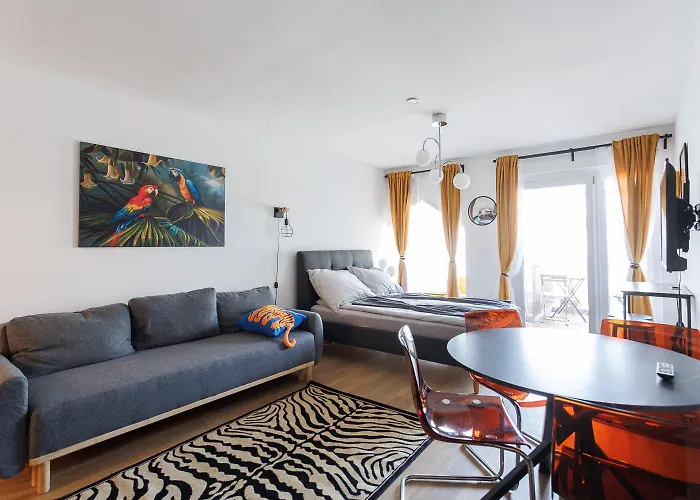 Luxury Modern With Balcony Διαμέρισμα